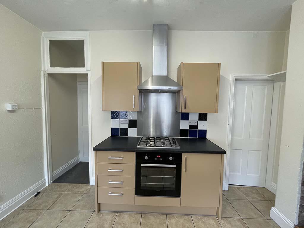 2 bedroom mid terrace house SSTC in Barnoldswick - IMG_5055.jpg